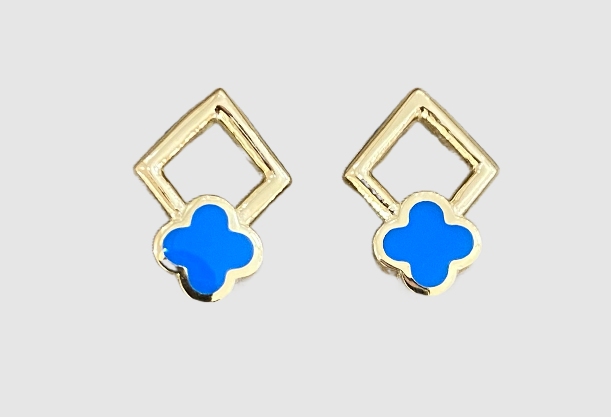 14Kt Yellow Gold Blue Enamel Stud Earrings