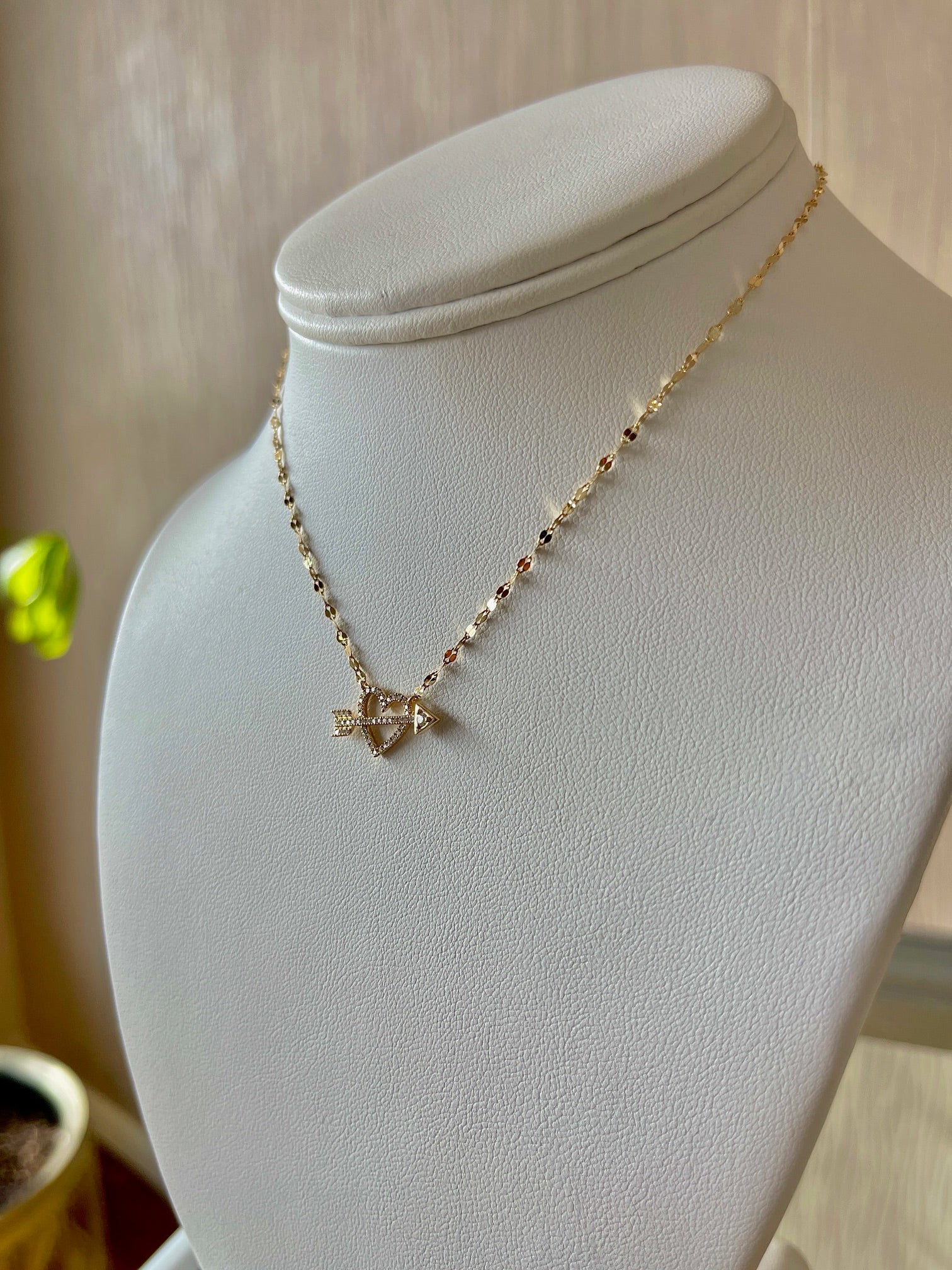 14KT Yellow Gold Arrow Through Heart - Diamond Cut Chain