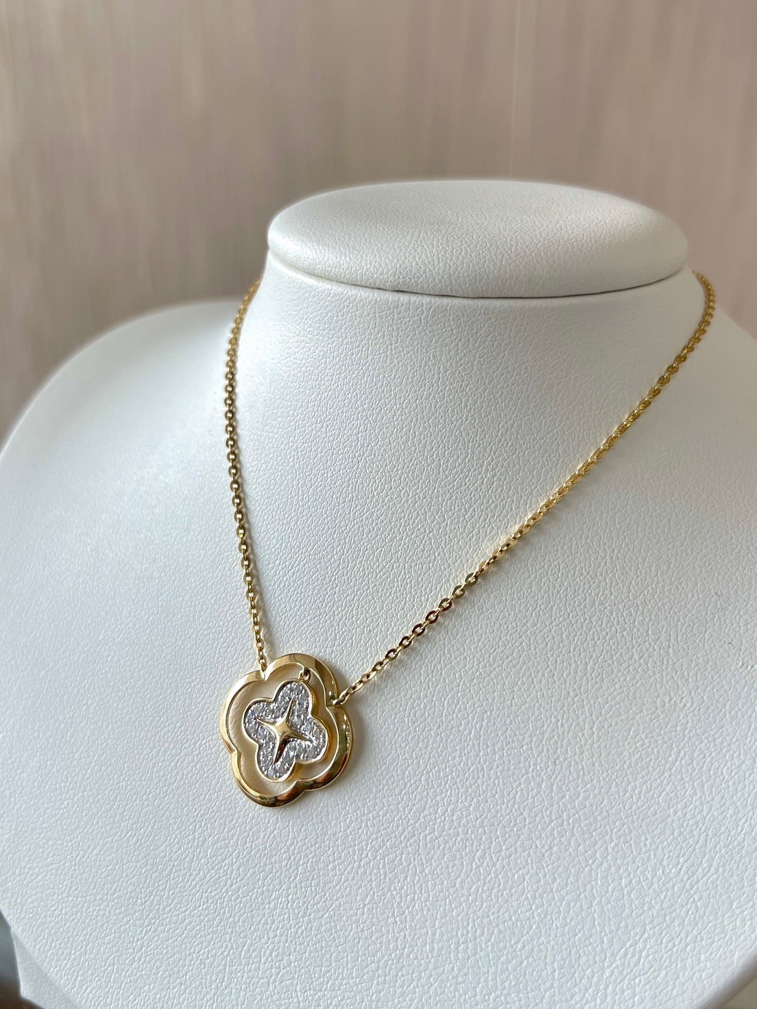 14KT Yellow Gold 2-Clover Necklace