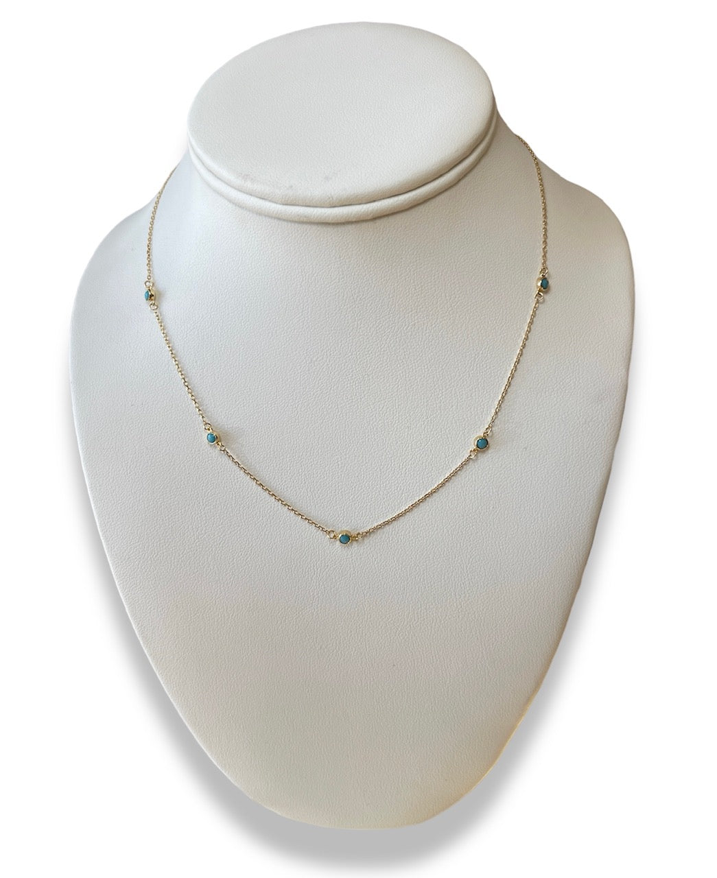 18KT Yellow Gold Bezeled Turquoise Necklace