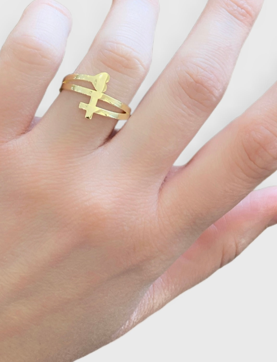 14Kt Yellow Gold Heart & Cross Ring